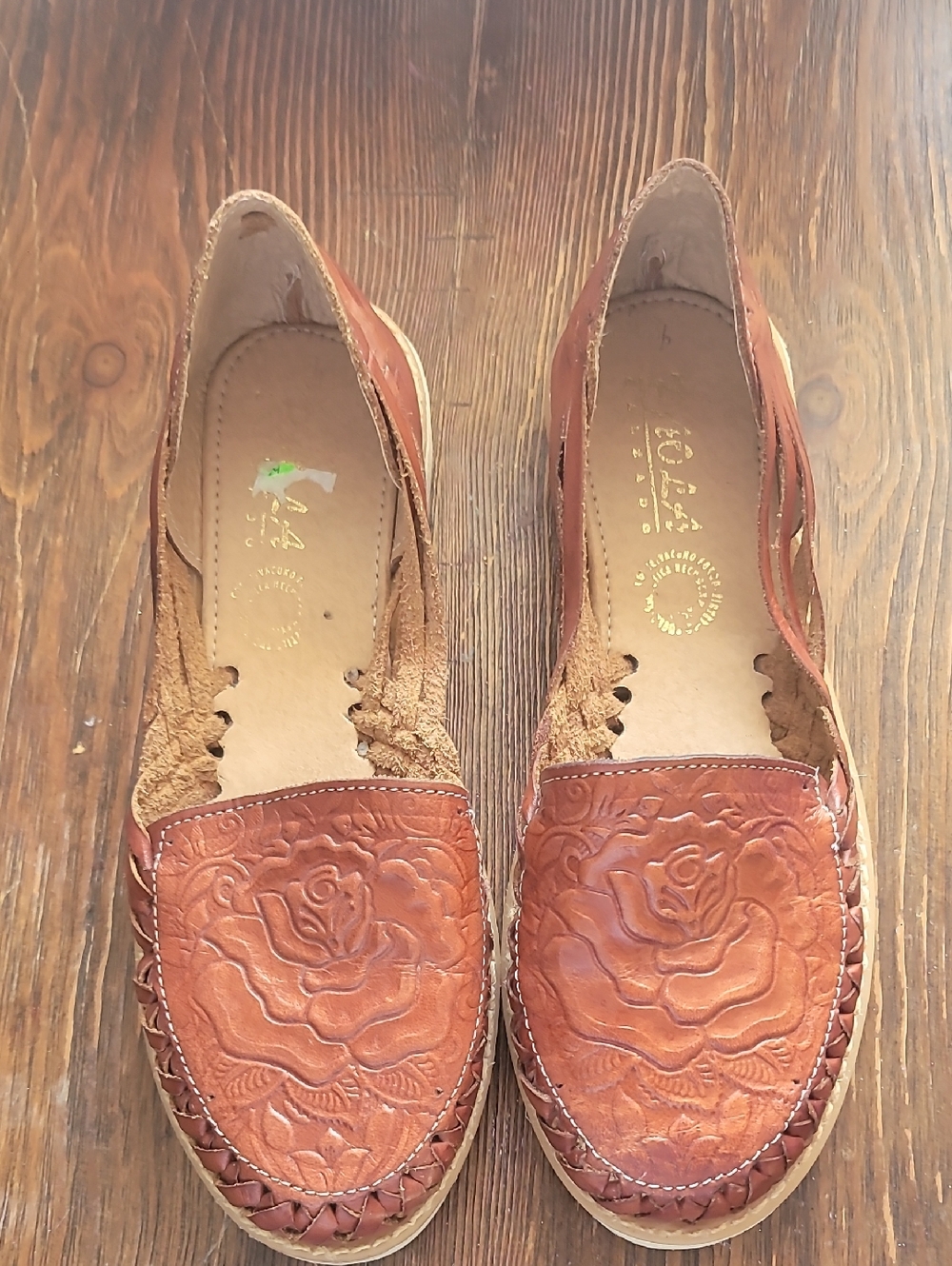 PAOLA Mexican Leather Huarache Floral Engraveing Flats Cognac Brown Size 7 Flats